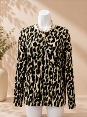 Petite Medium - Leopard Print Button-Down Sweater - Black & Cream